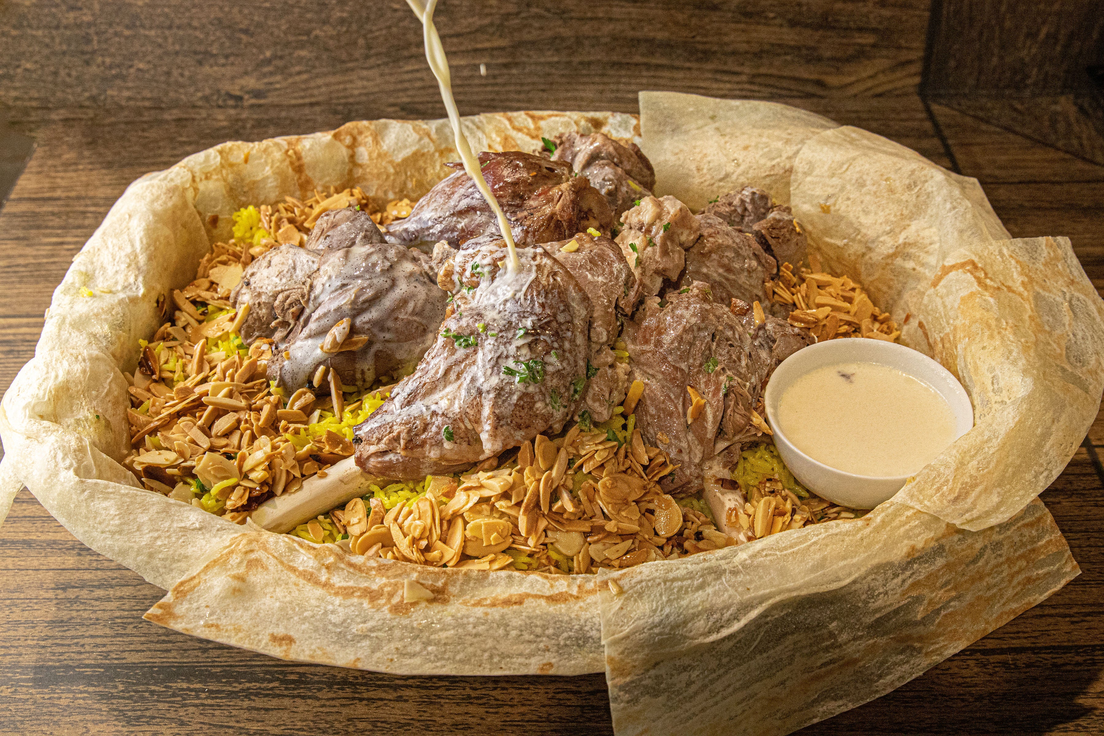 Jordanien Mansaf (One Serving)