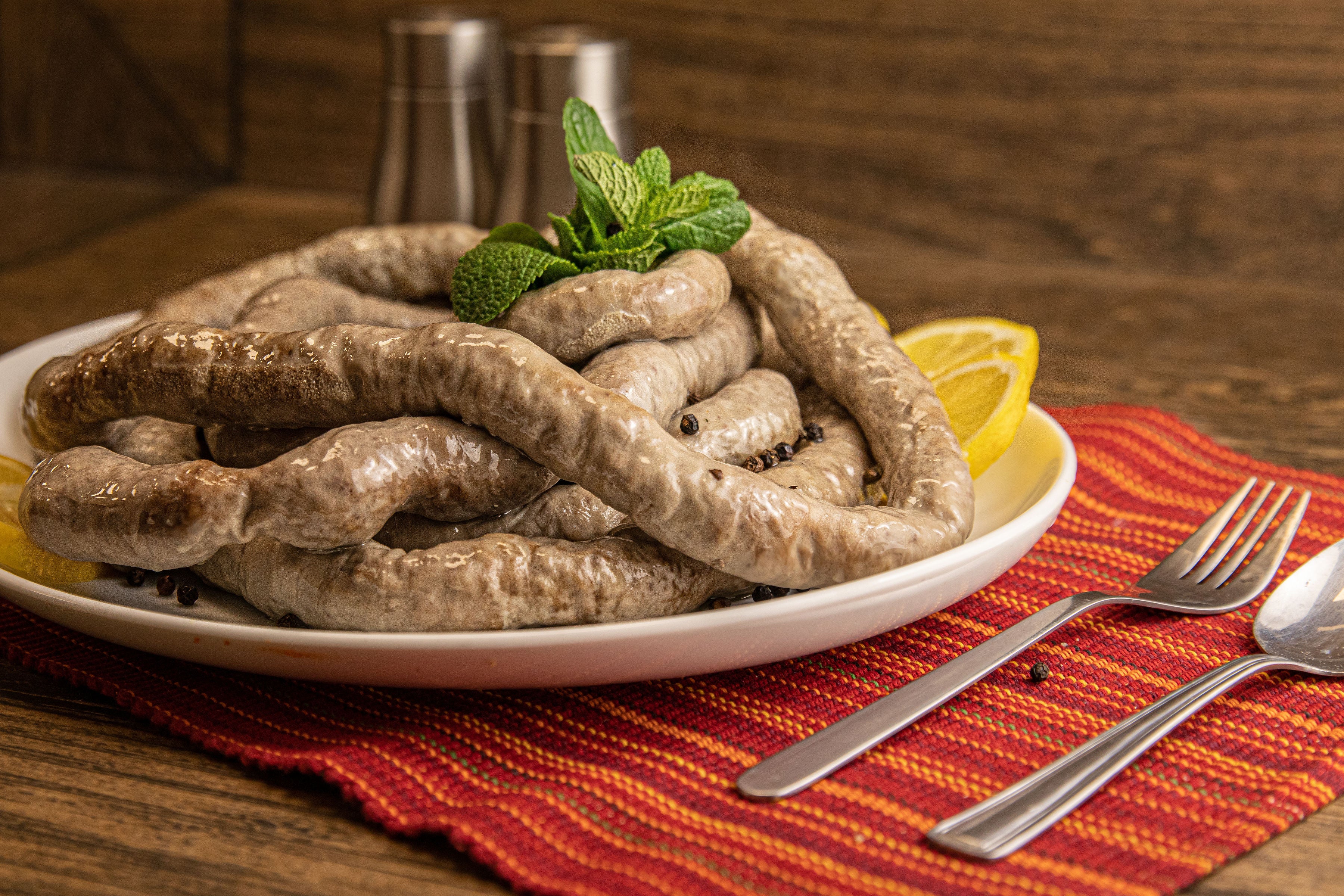Stuffed sheep sausages (Fawaregh)